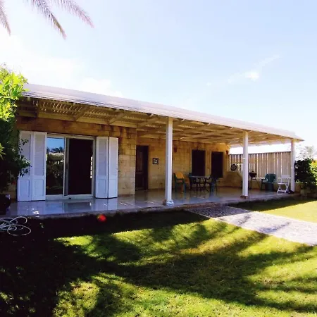 Villa Oasis: North Coast Family Retreat with Rooftop and Private Gardens Dawwar Aba Mahrus Exterior photo
