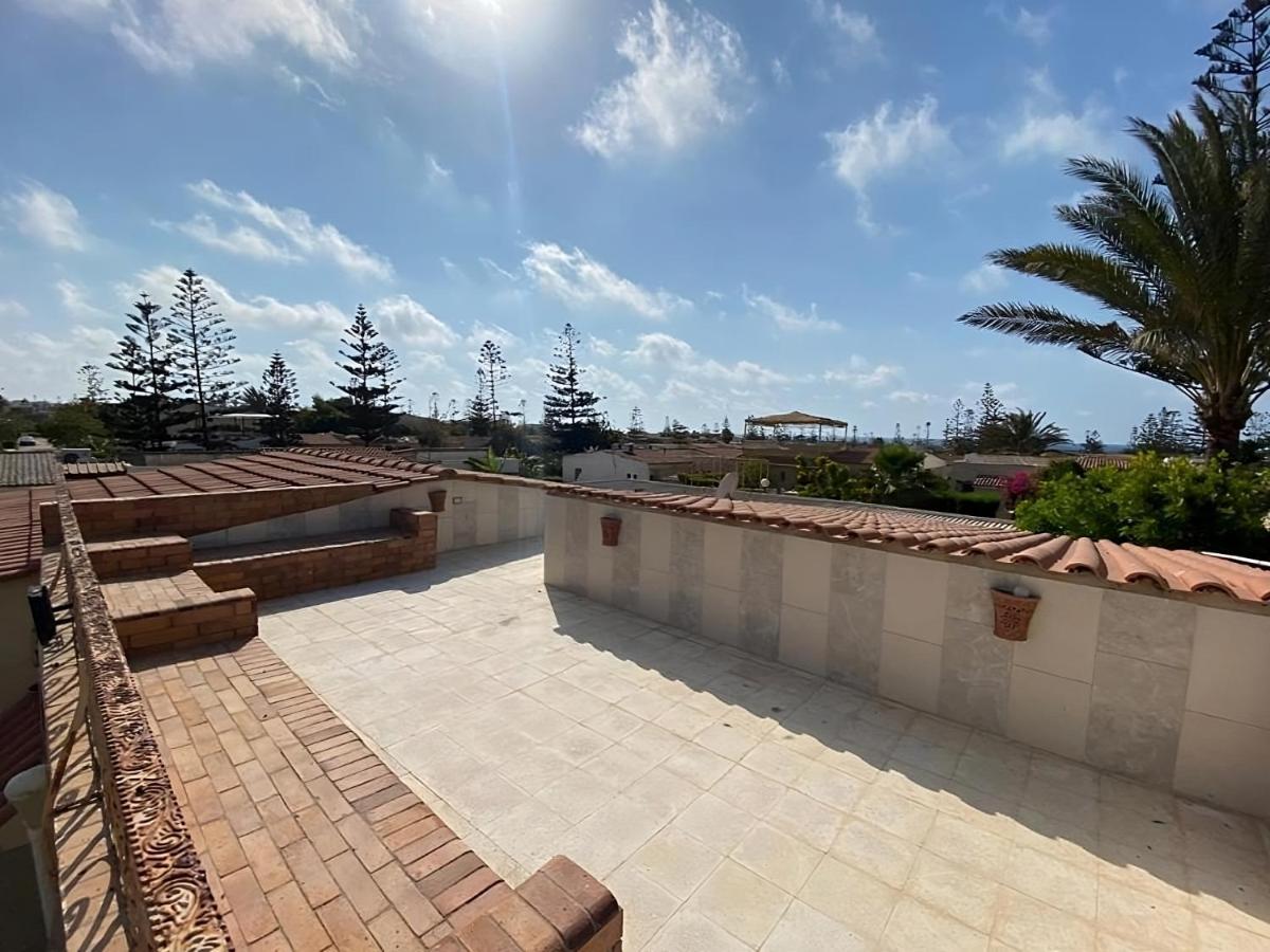 Oasis: North Coast Family Retreat With Rooftop And Private Gardens Villa *